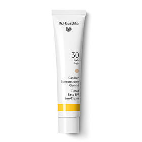 Dr.Hauschka,dnevna obarvana krema